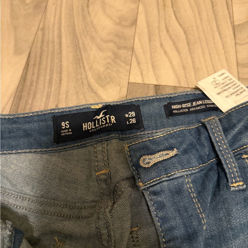 Hollister Blue Denim High-Rise Jeans